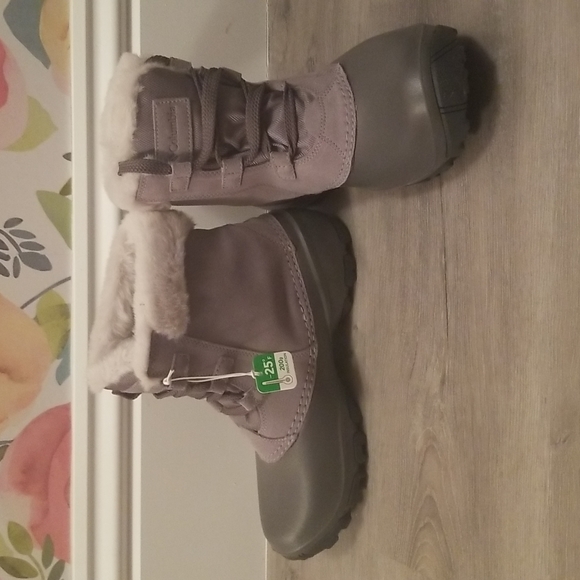 Brand new w box Colombia grey snow ski boots sz 9 new in box - Picture 4 of 9